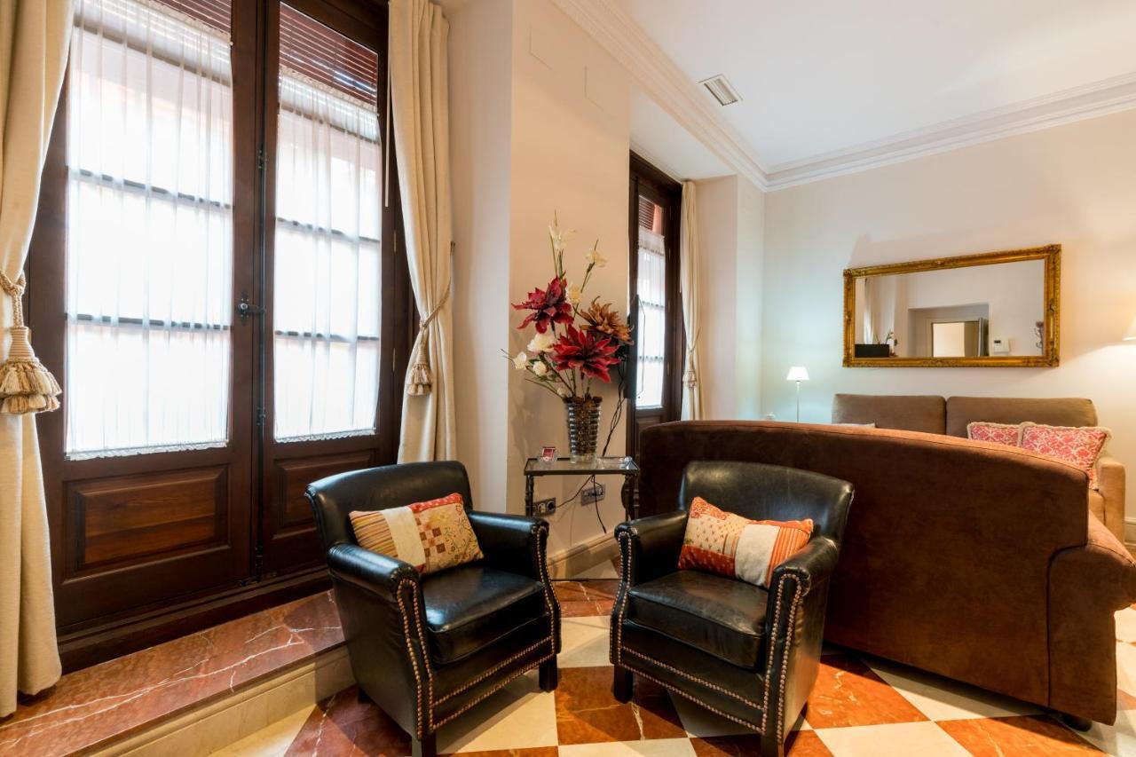 Quevedo Suite Siviglia Esterno foto