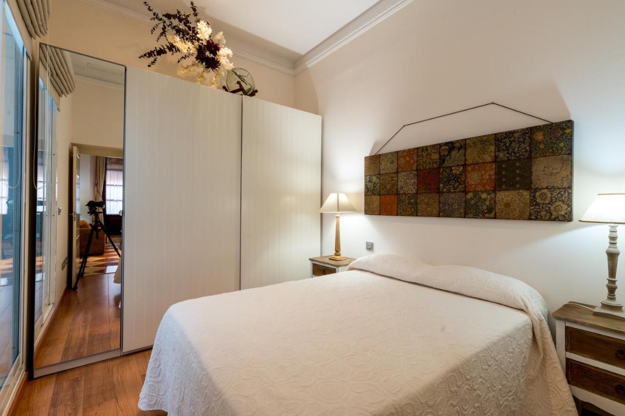 Quevedo Suite Siviglia Esterno foto