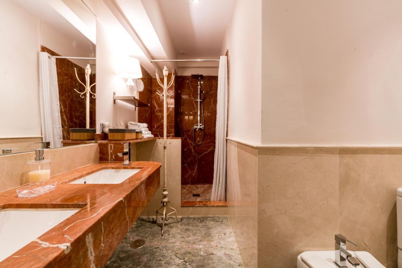 Quevedo Suite Siviglia Esterno foto